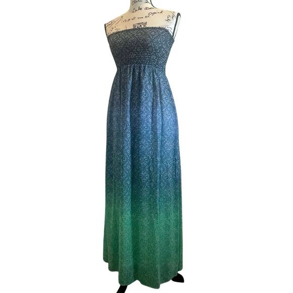 OLD NAVY OMBRE DRESS MAXY STRAPLESS SZ S BLUE GREEN WAVY RUCHED BEACHY AESTHETIC - Picture 5 of 15